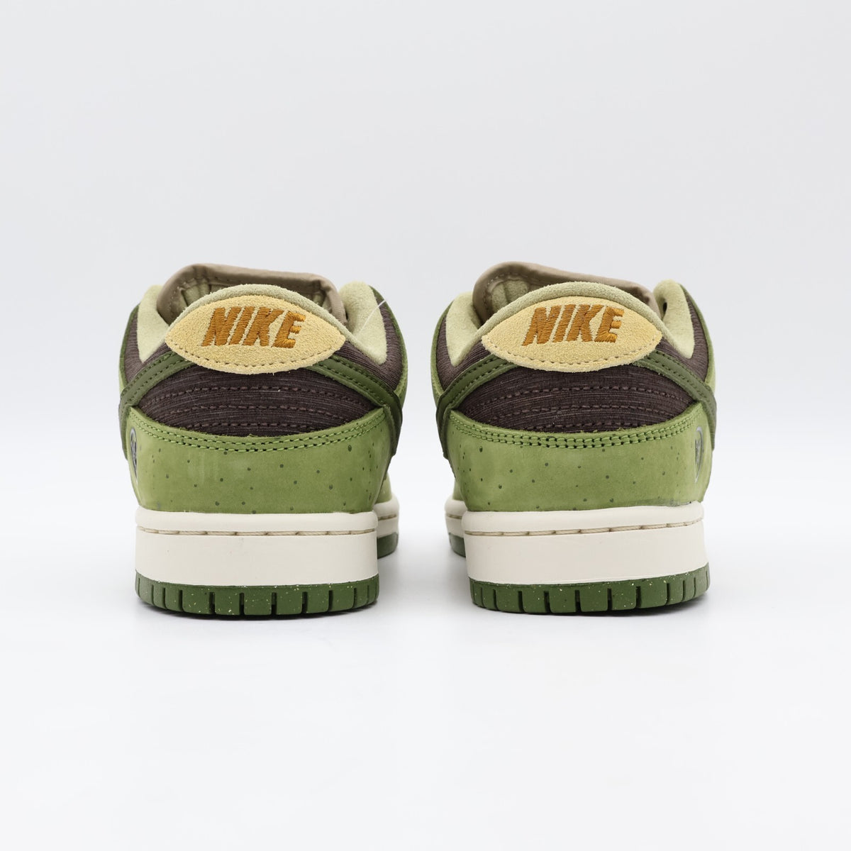 HF8022-300 Yuto Horigome Nike SB Dunk Low Matcha (Men's)