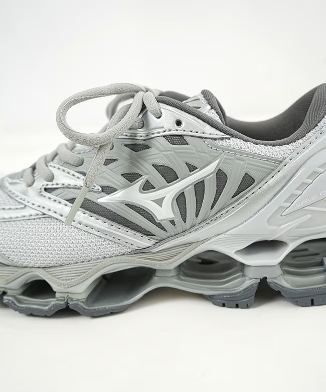 D1GA333714 Mizuno Wave Prophecy LS "Light Gray/Silver/White" (Men's)