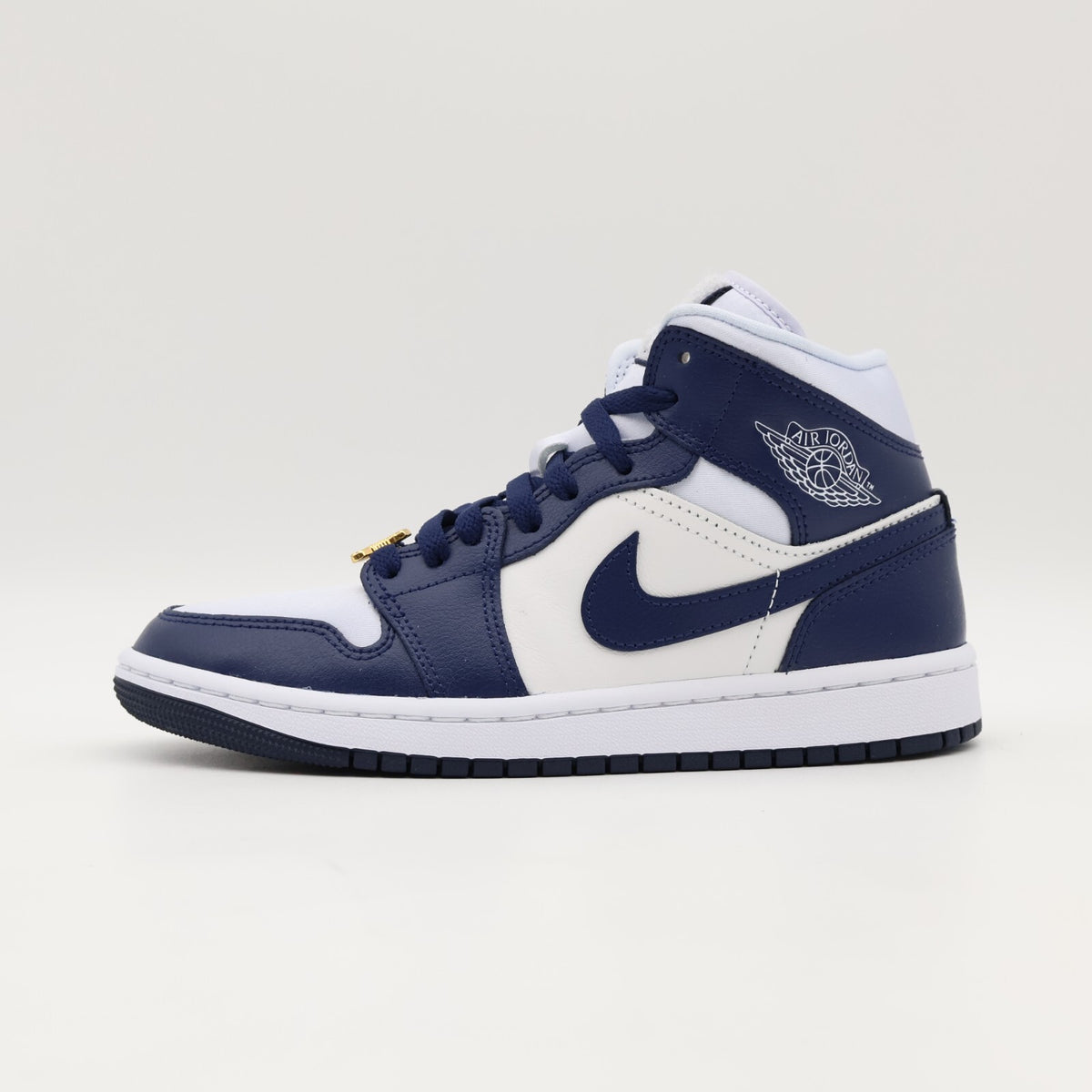 FZ8777-044 Nike Air Jordan 1 Mid Football Grey Mid Night Navy (Women's)