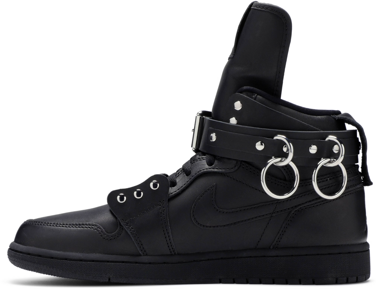 CN5738-001 COMME des GARCONS Ã Nike Air Jordan 1 High "Black" (Men's)