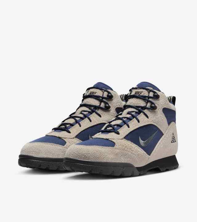 FD0212-100 Nike ACG Torre Mid Light Orewood Brown and Navy (Men's)