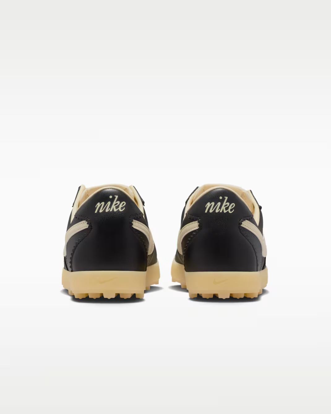 II1259-001 Nike Astro Grabber Leather Black (Women's)