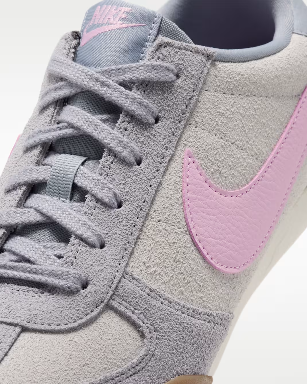 IO8030-003 Nike Sprint Sister "Photon Dust/Wolf Grey/Sail/Pink Foam" (Women's)