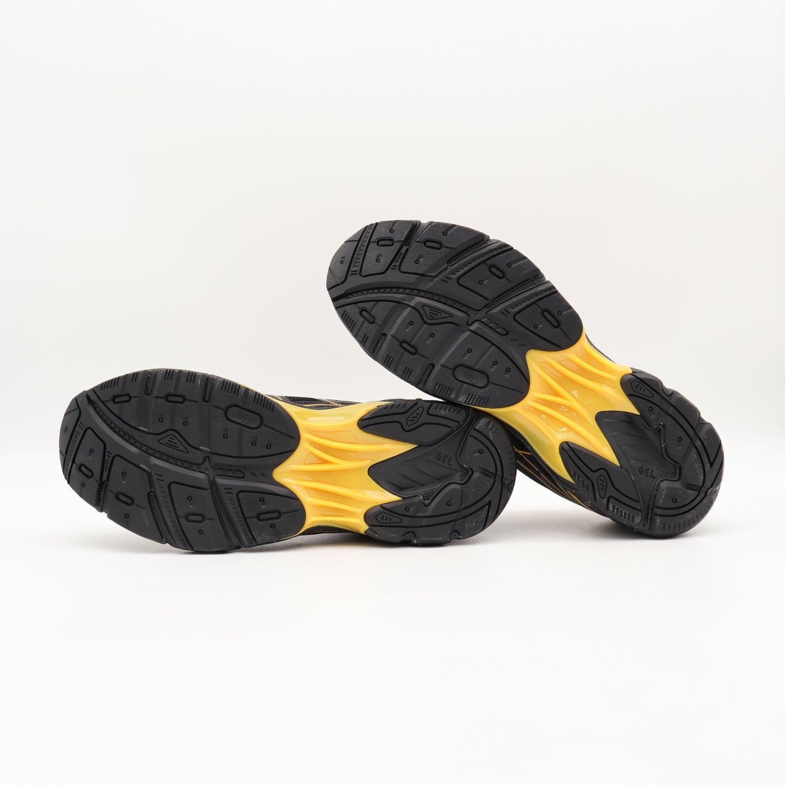 1203A574-001 GRIP SWANY atmos Asics GT-2160 Black Yellow (Men's)