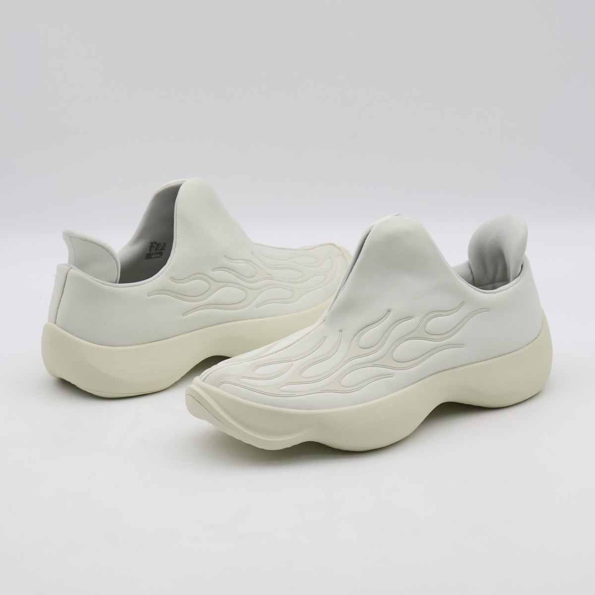 1203A809-100 Asics One White ONE OK ROCK Taka (Men's)
