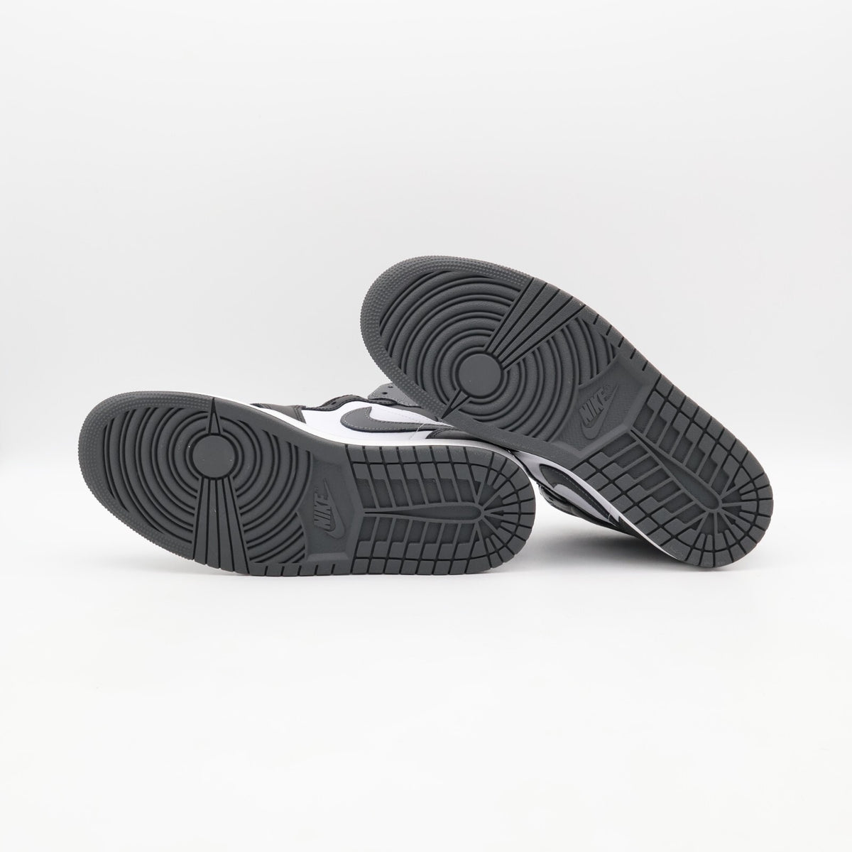 DQ8426-001 Nike Air Jordan 1 Mid Black White Iron Grey (Men's)