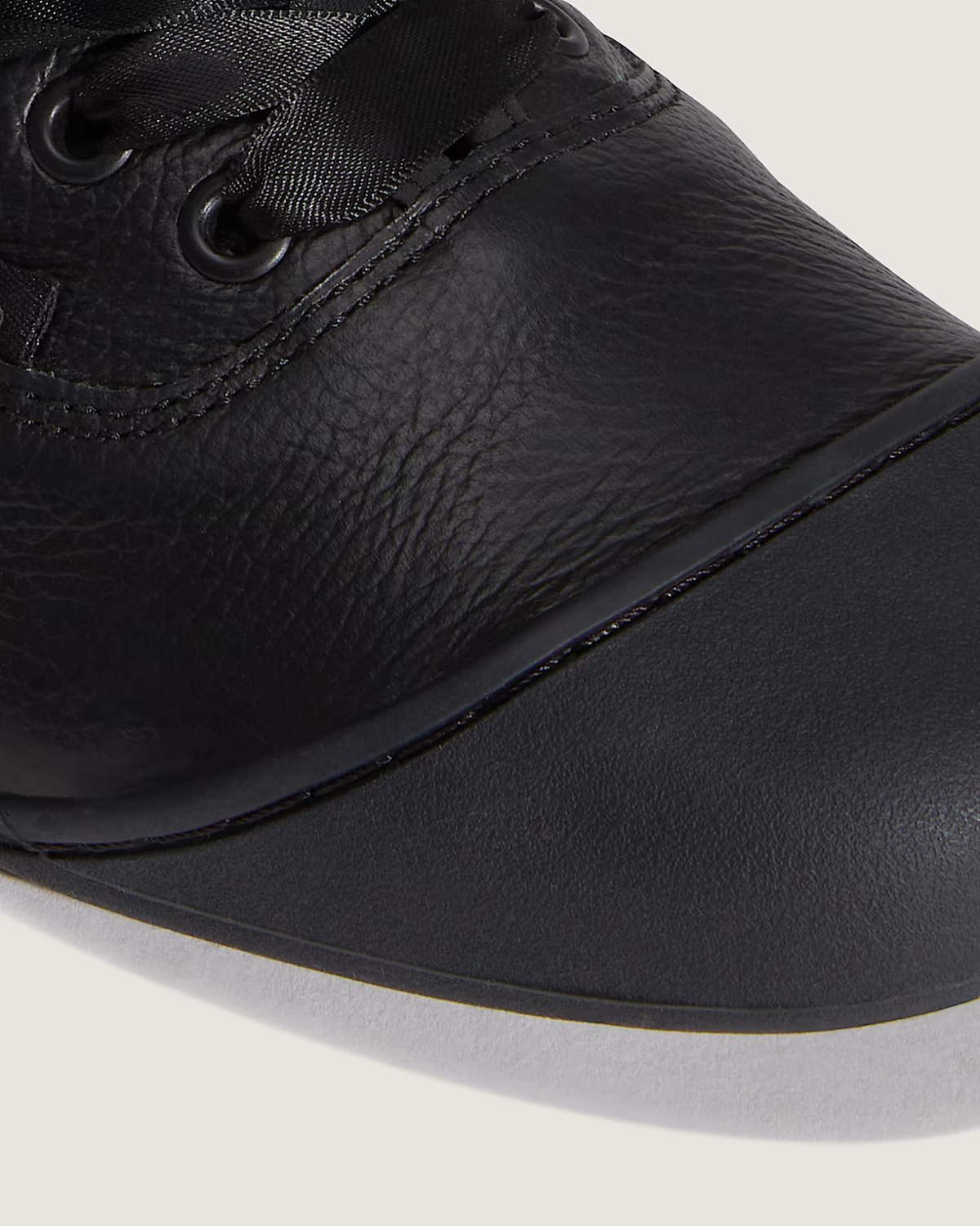 VN000EDXCJI Vans PREMIUM AUTHENTIC PRIMA LEATHER BLACK (Men's)
