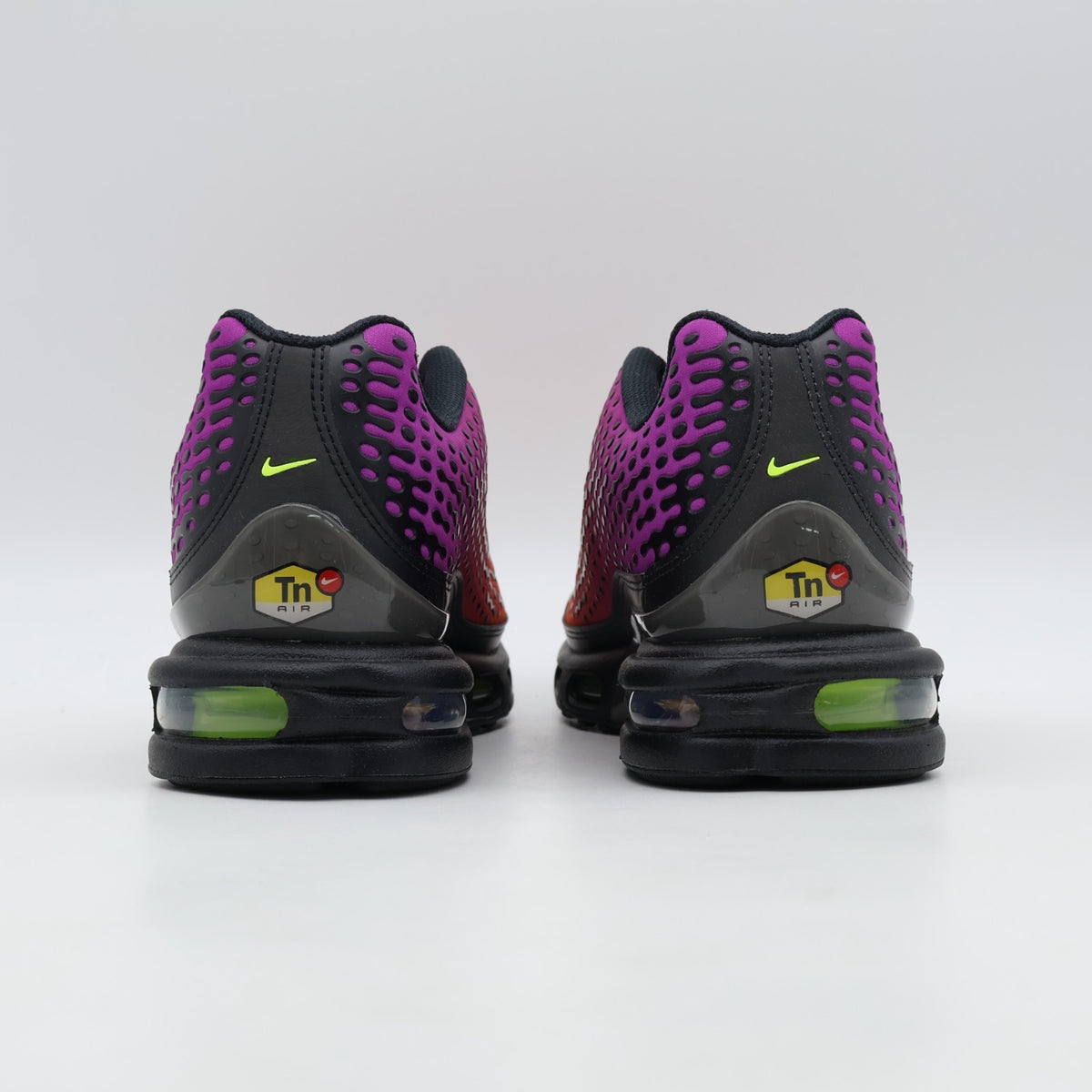 HQ2197-800 Nike Air Max Plus 7 Total Orange Volt (Men's)