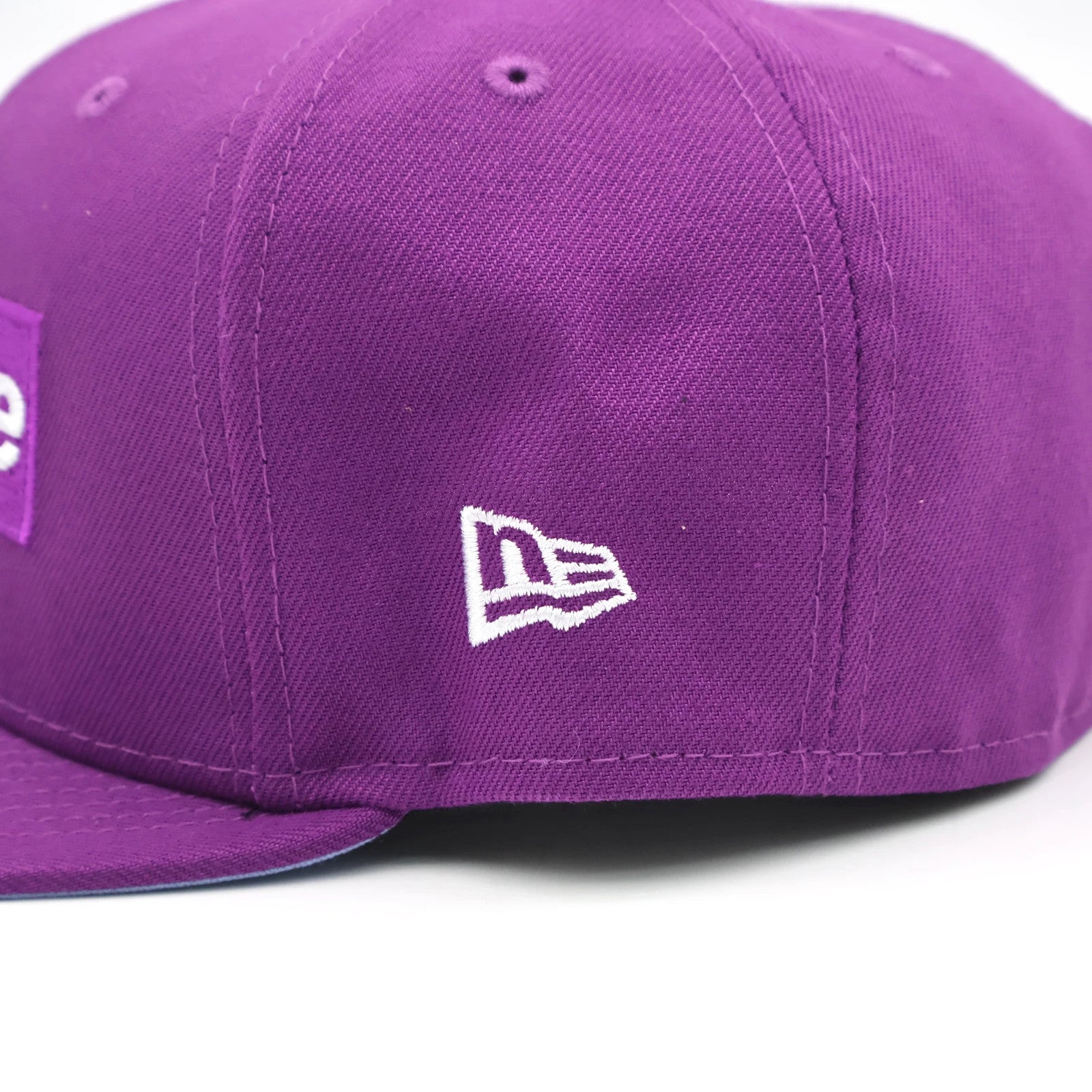 Supreme No Comp Box Logo New Era Lavender