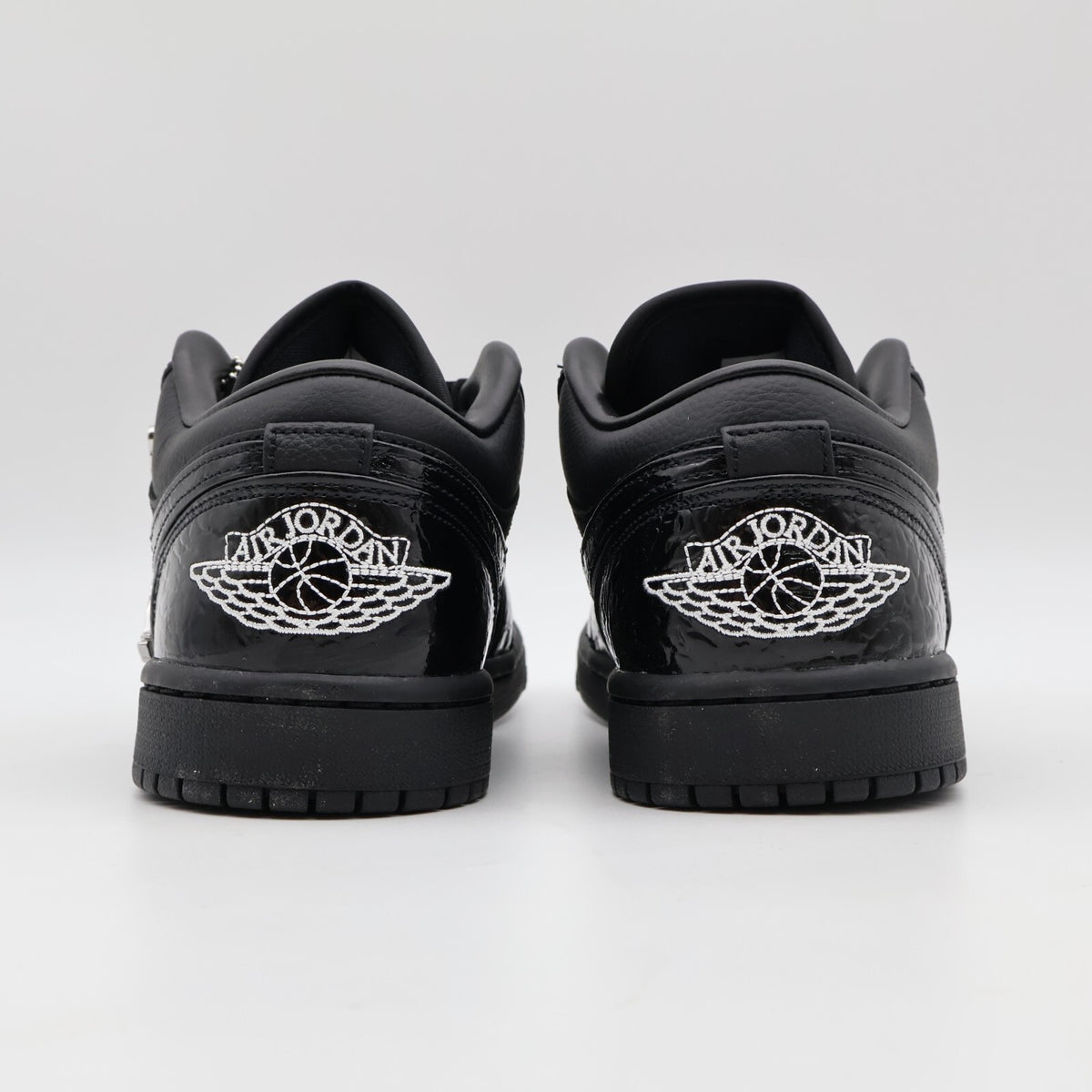 HJ7743-010 Nike WMNS Air Jordan 1 Low SE Black Croc (Women's)