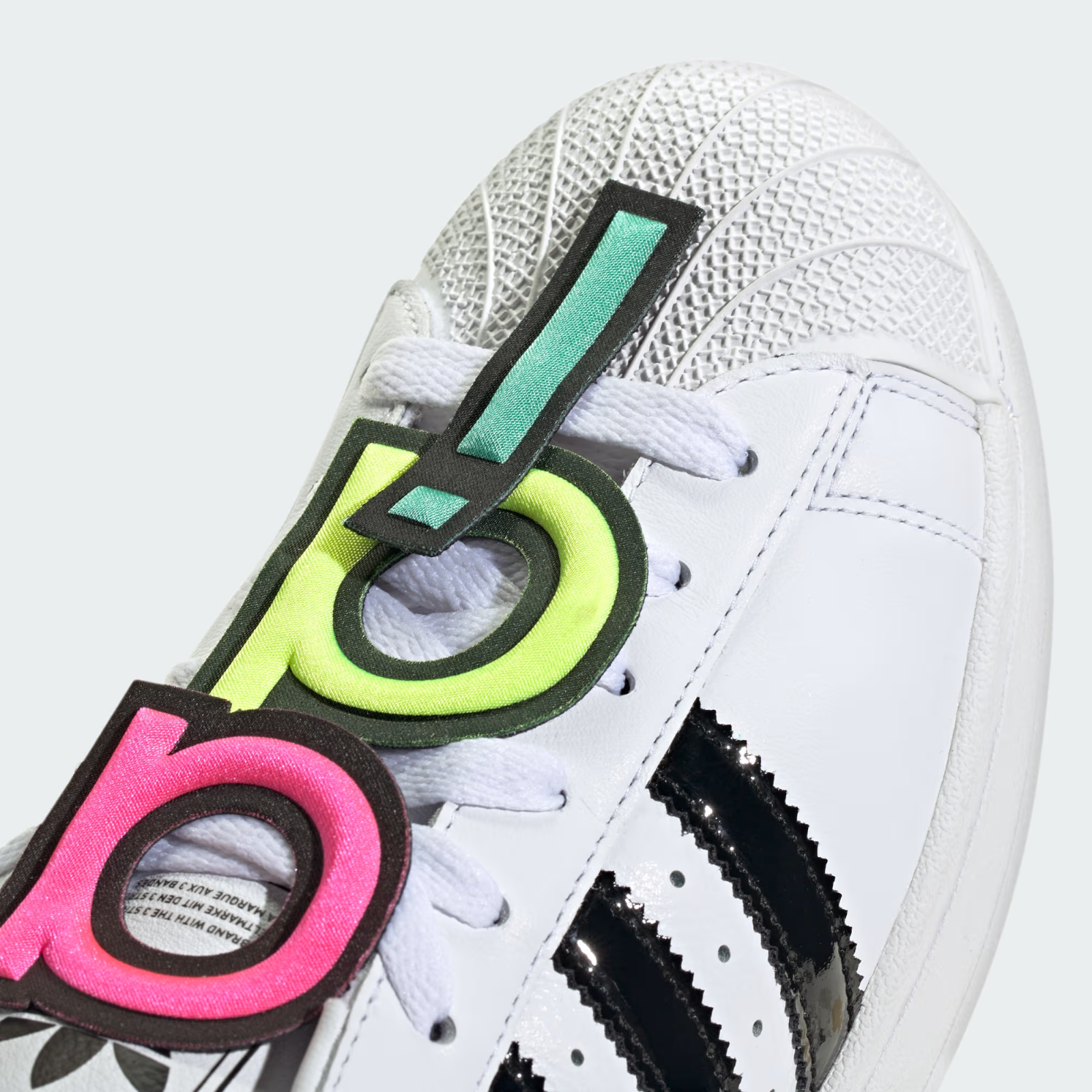JR3584 Jeremy Scott Ã adidas Originals Superstar 2 Cloud White Core Black(Men's)