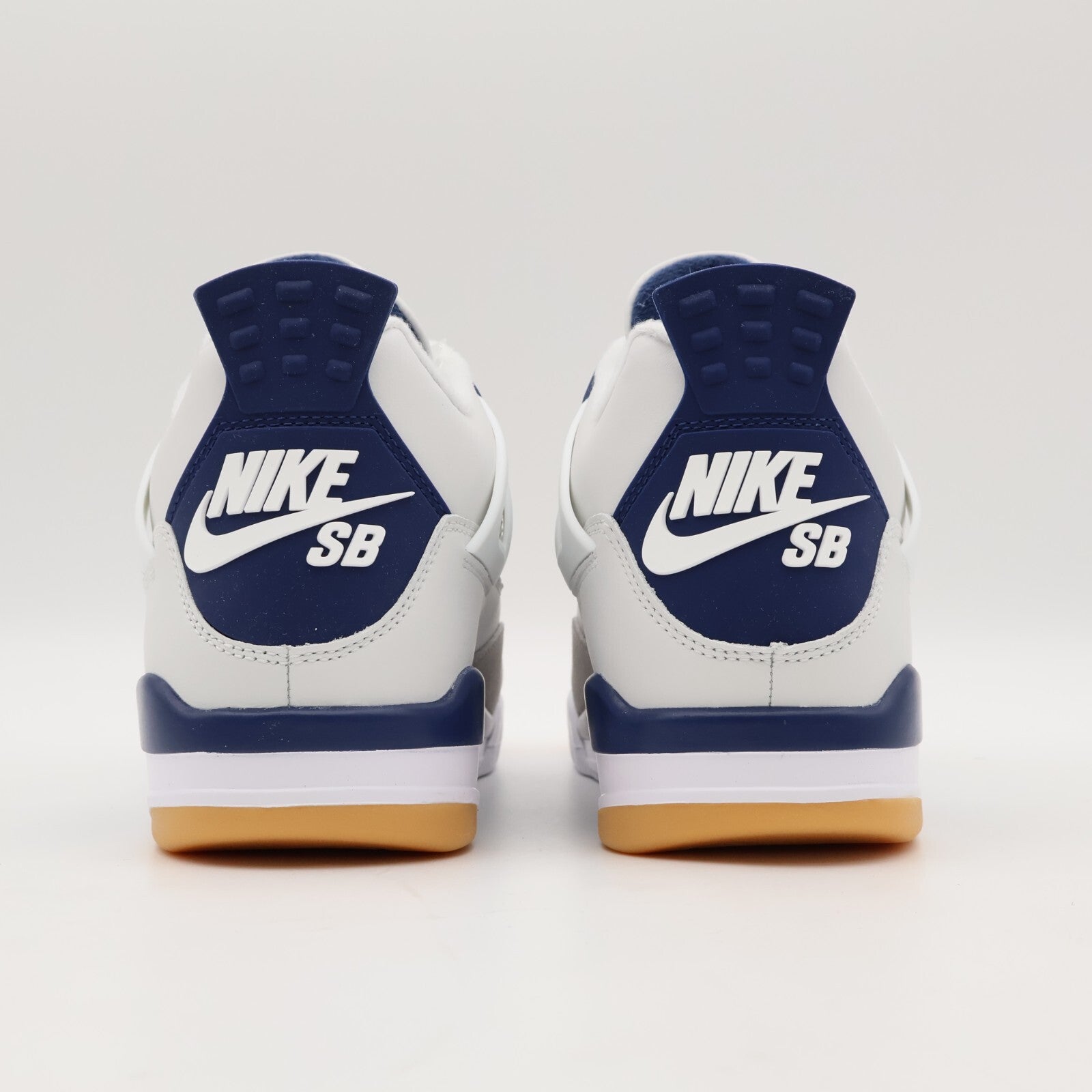 DR5415-100 Nike SB Air Jordan 4 Retro SP Summit White Navy (Men's)