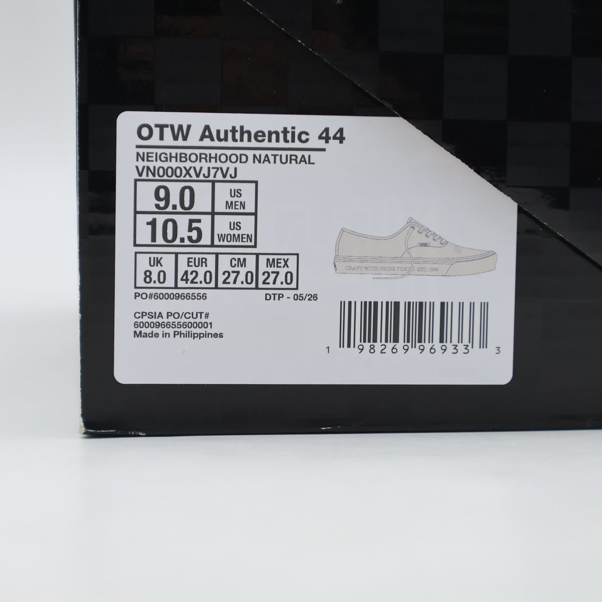 VN000XVJ7VJ NEIGHBORHOOD Ã OTW by Vans Authentic 44 "Natural" (Men's)