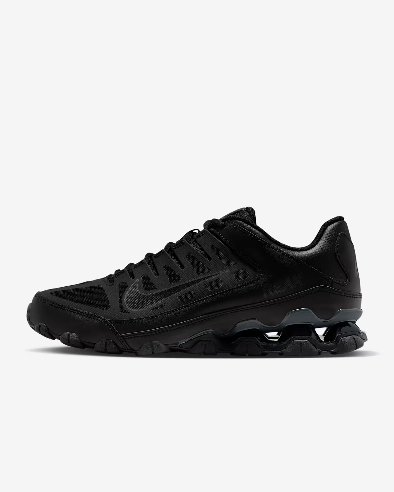 IO2400-008 Nike Reax 8 TR Workout Shoes (Womenâs)