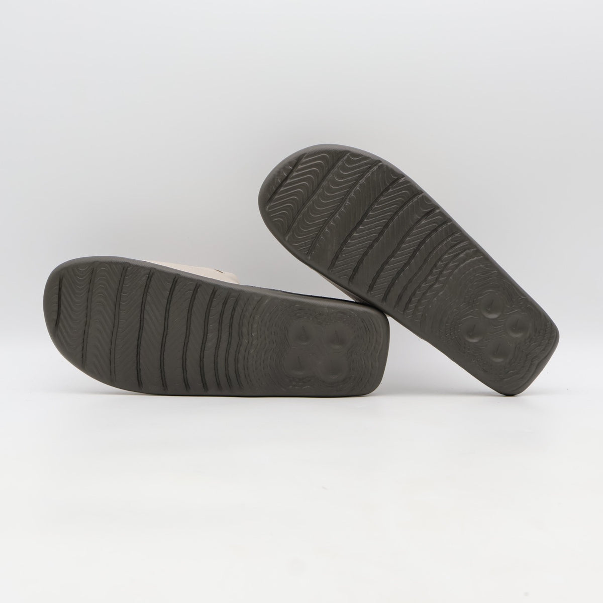 DC1460-203 DC1460-203 Nike Air Max Cirro Slides Dark HazelMoon Particle (Men's)