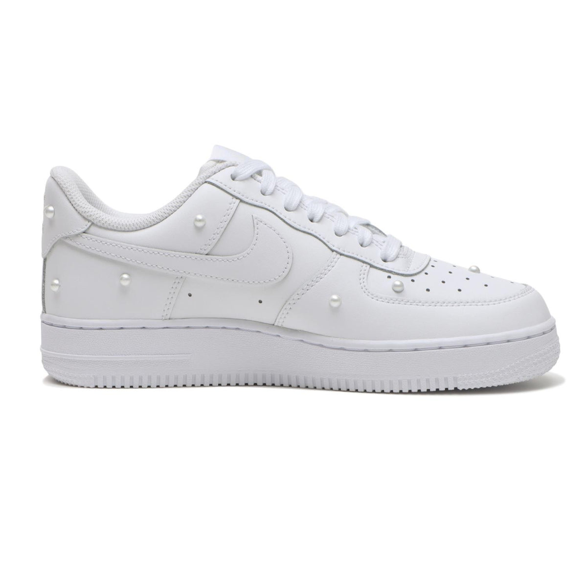 IQ0133-101 Nike Air Force 1 '07 SE "White" (Women's)