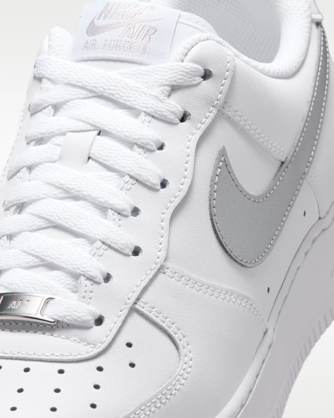 FJ4146-134 Nike Air Force 1 Low '07 "White/Metallic Silver" (Men's)