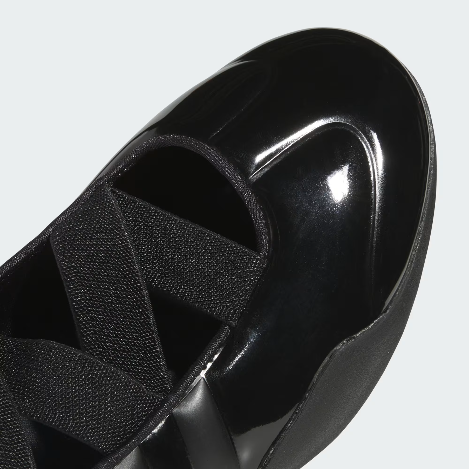 KK1395 Caroline Hu Edison Chen adidas Originals Taekwondo Core (Women's)