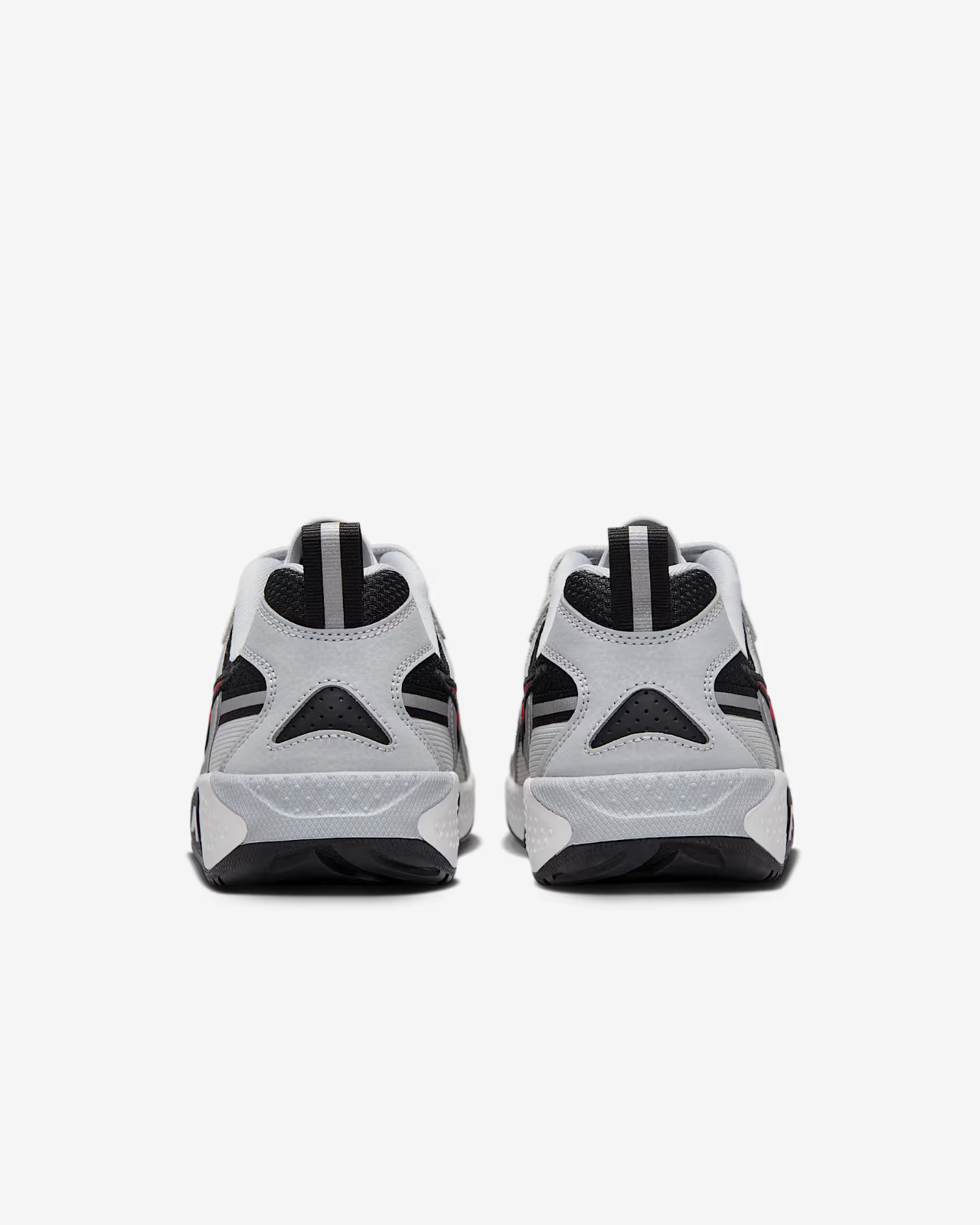 FN0314-005 Nike  Jam Metallic Silver (Women's)
