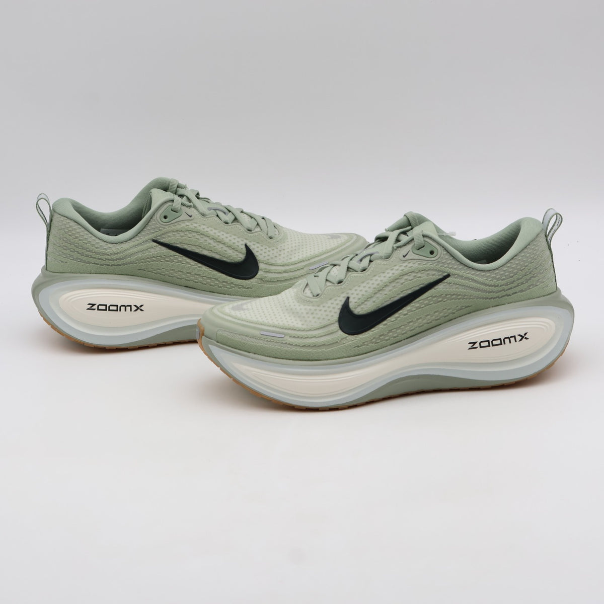 HV8150-301 Nike Vomero Plus Jade Horizon Black Spruce Sail (Men's)