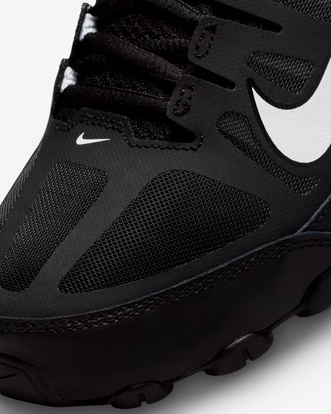 621716-033 Nike Reax 8 TR Workout Shoes Black White (Men's)