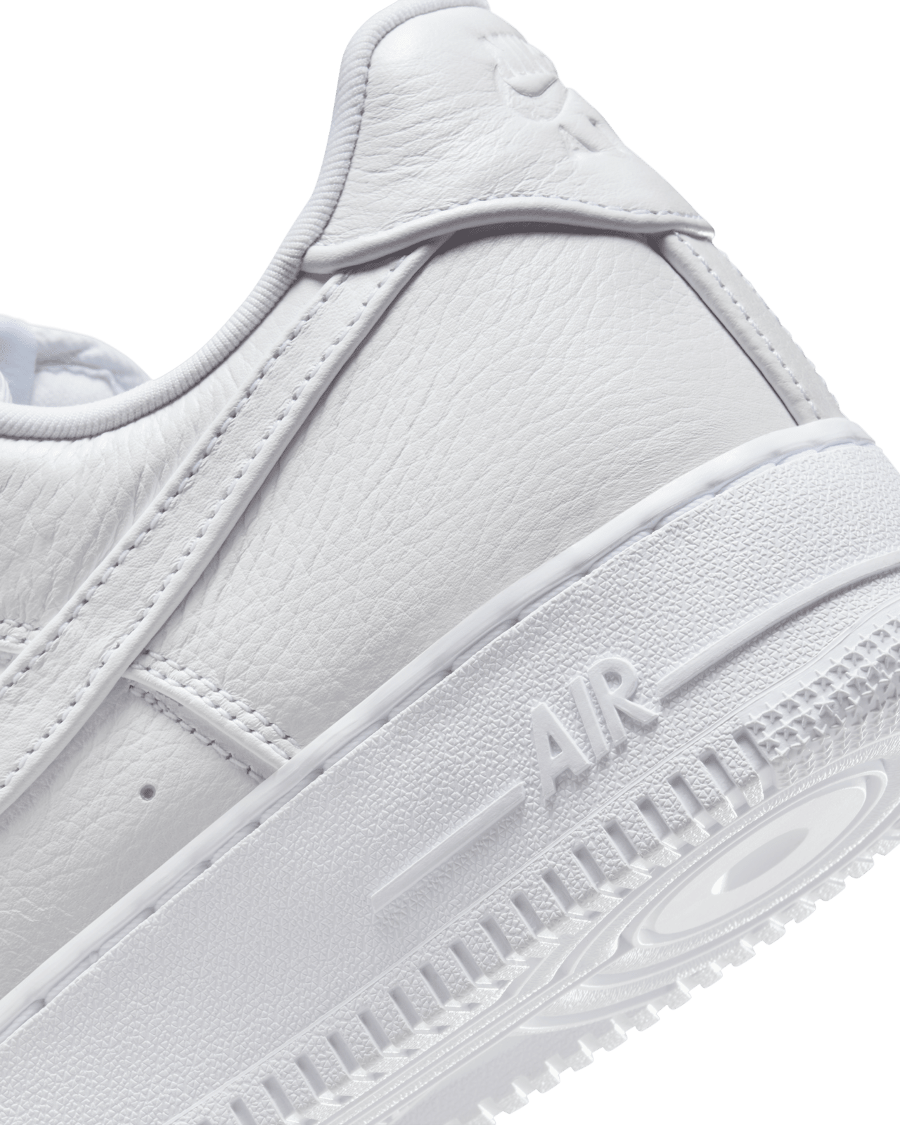 IB4025-100 Nike Air Force 1 Low Jason Mask White (Men's)