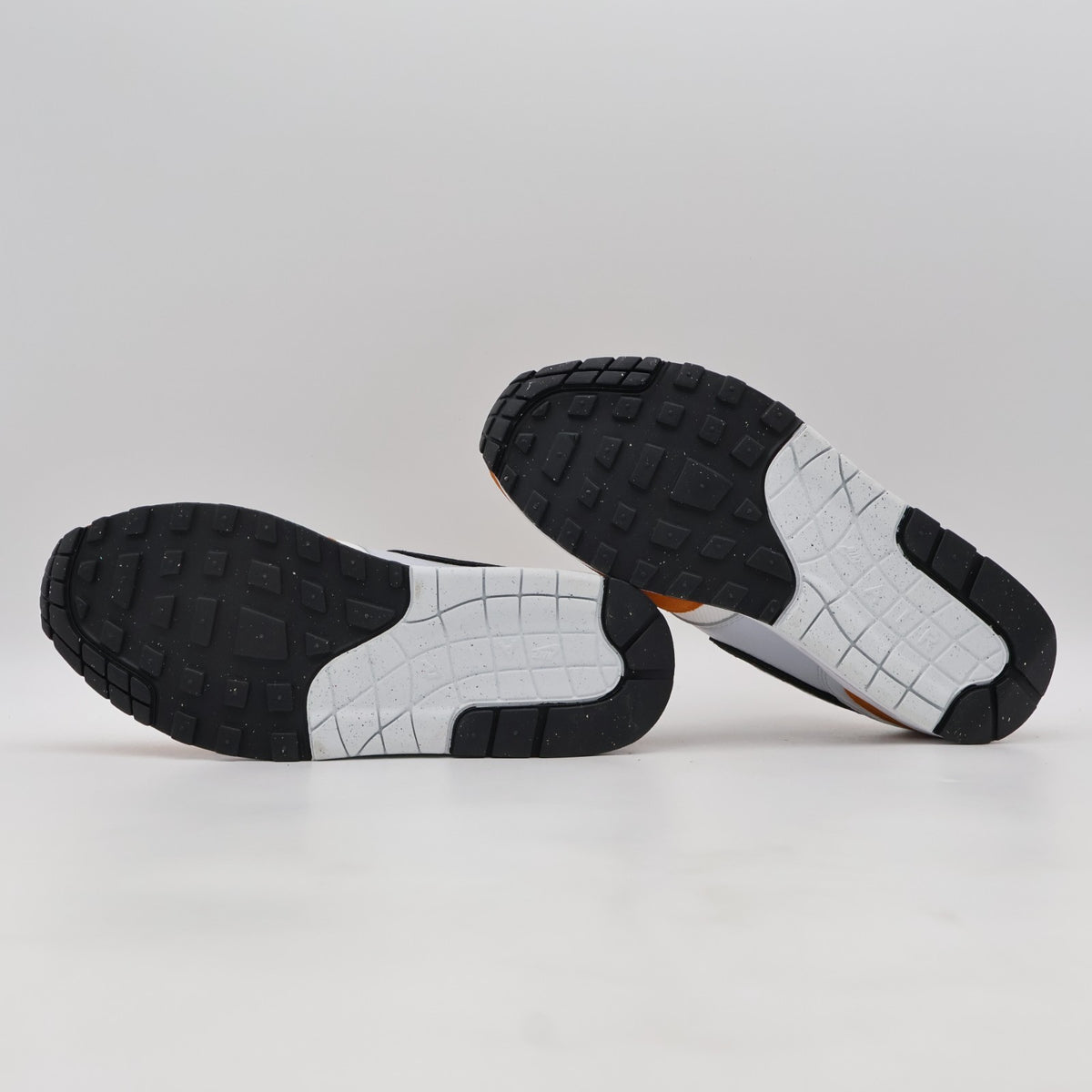 FN6952-101 Nike Air Max 1 Monarch (Men's)