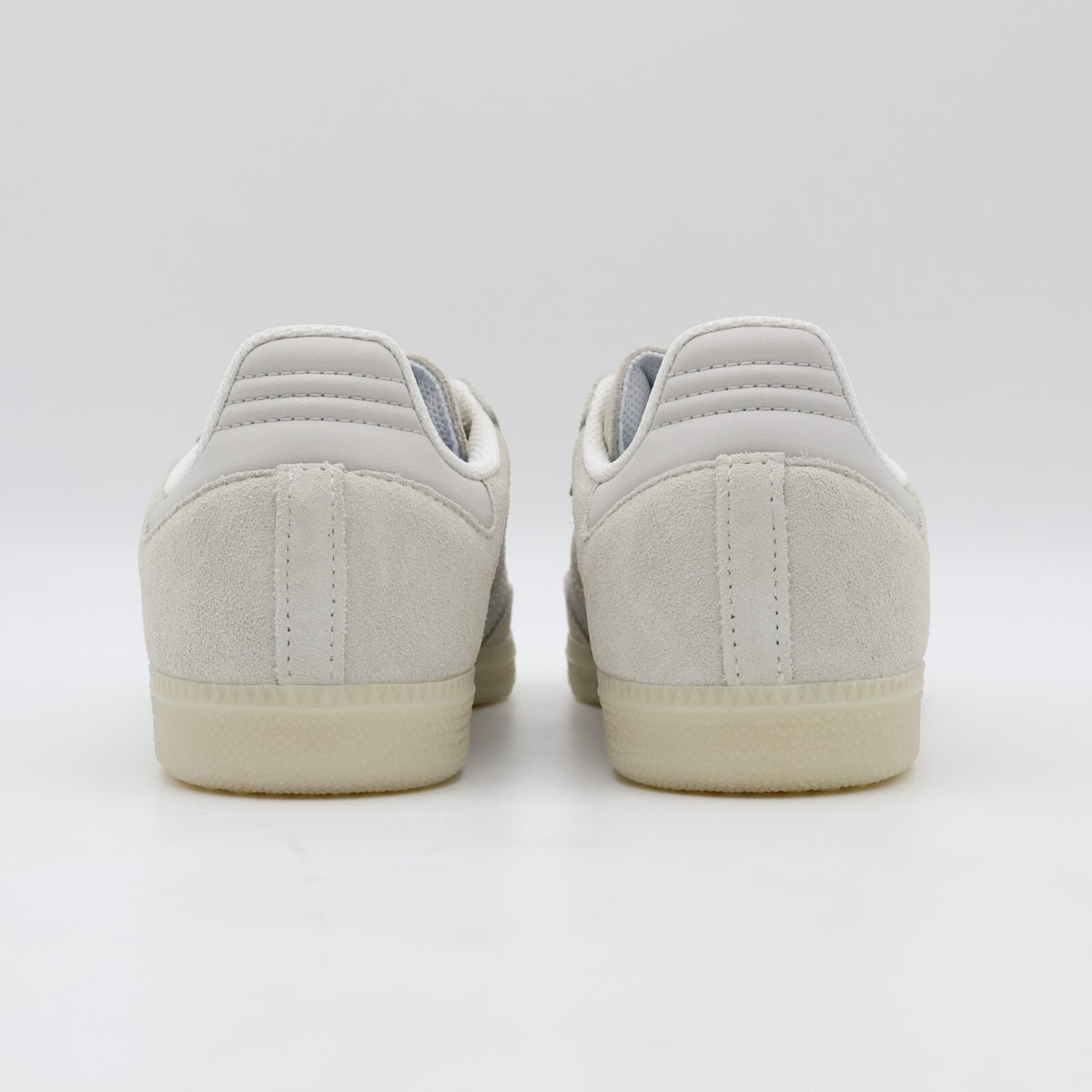 JP5860 adidas Originals Samba Chalk White Grey One Carbon (Men's)