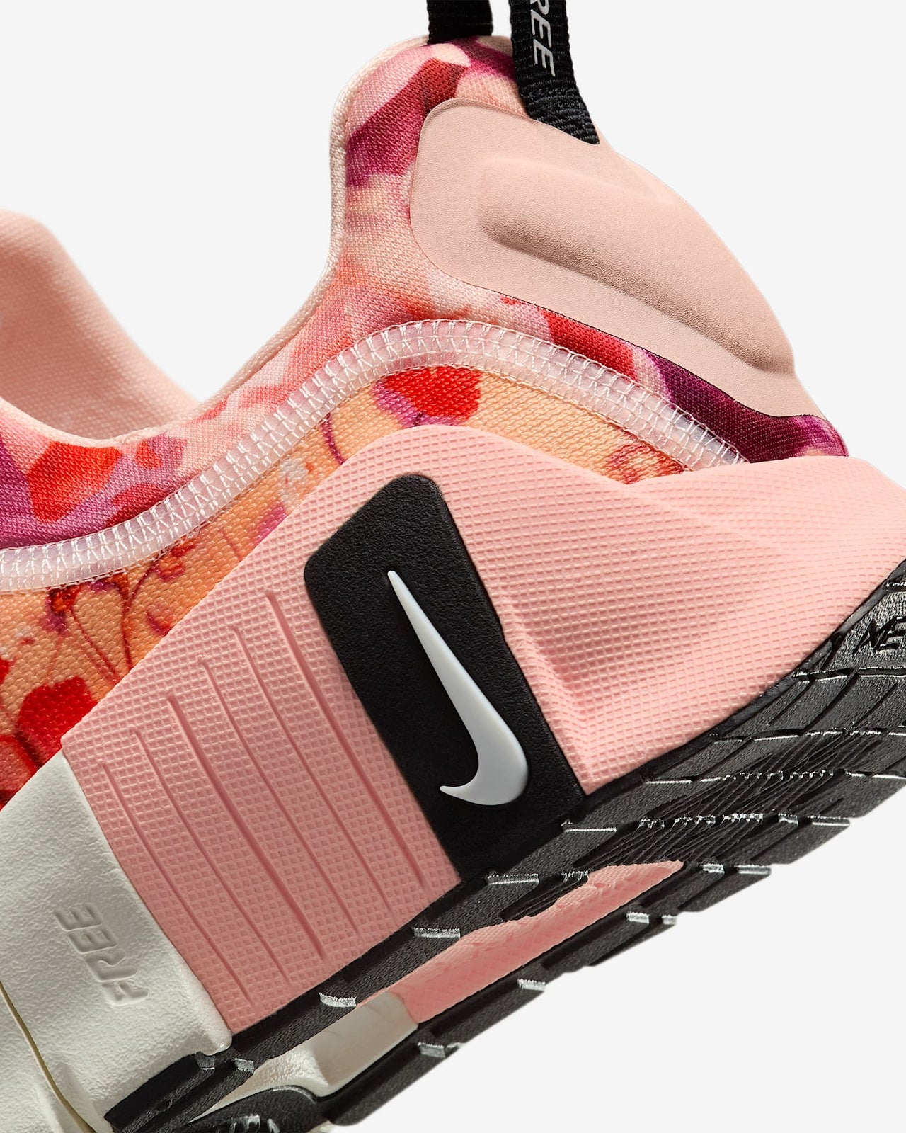 IB6902-600 Nike Free Metcon 6 AMP Washed Coral Black Sail (Women's)