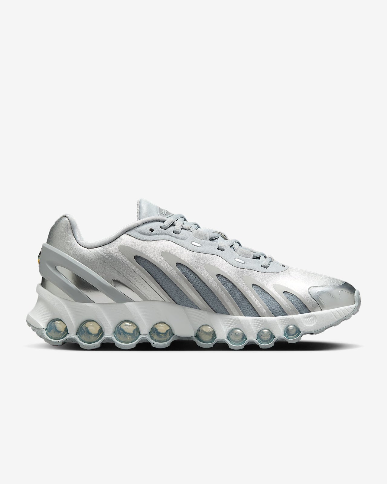 HF5509-001 Nike Air Max DN8 Wolf Grey Off White Off White Metallic (Women's)
