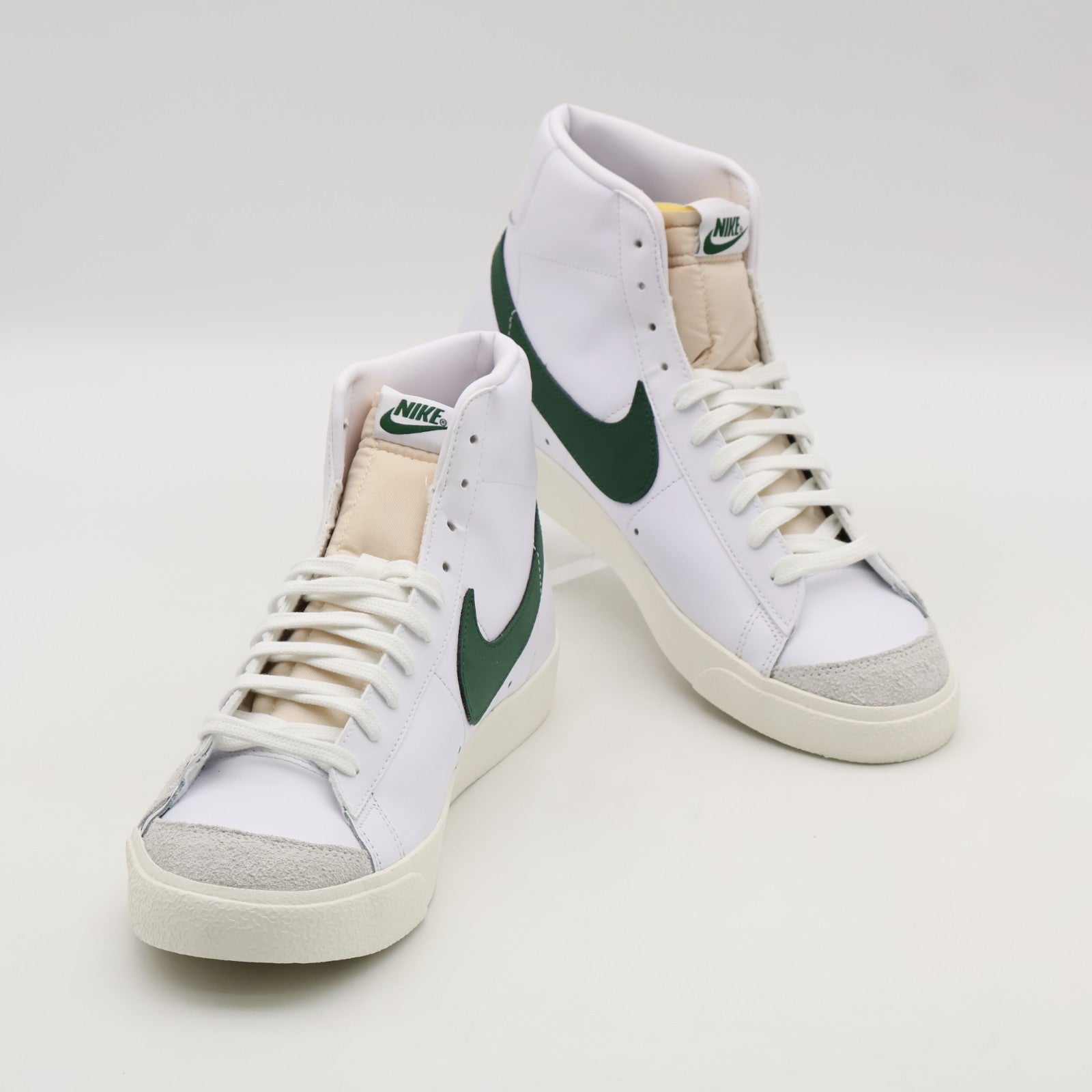 BQ6806-134 Nike Blazer Mid 77 Vintage Shoes White Sail Fur (Men's)
