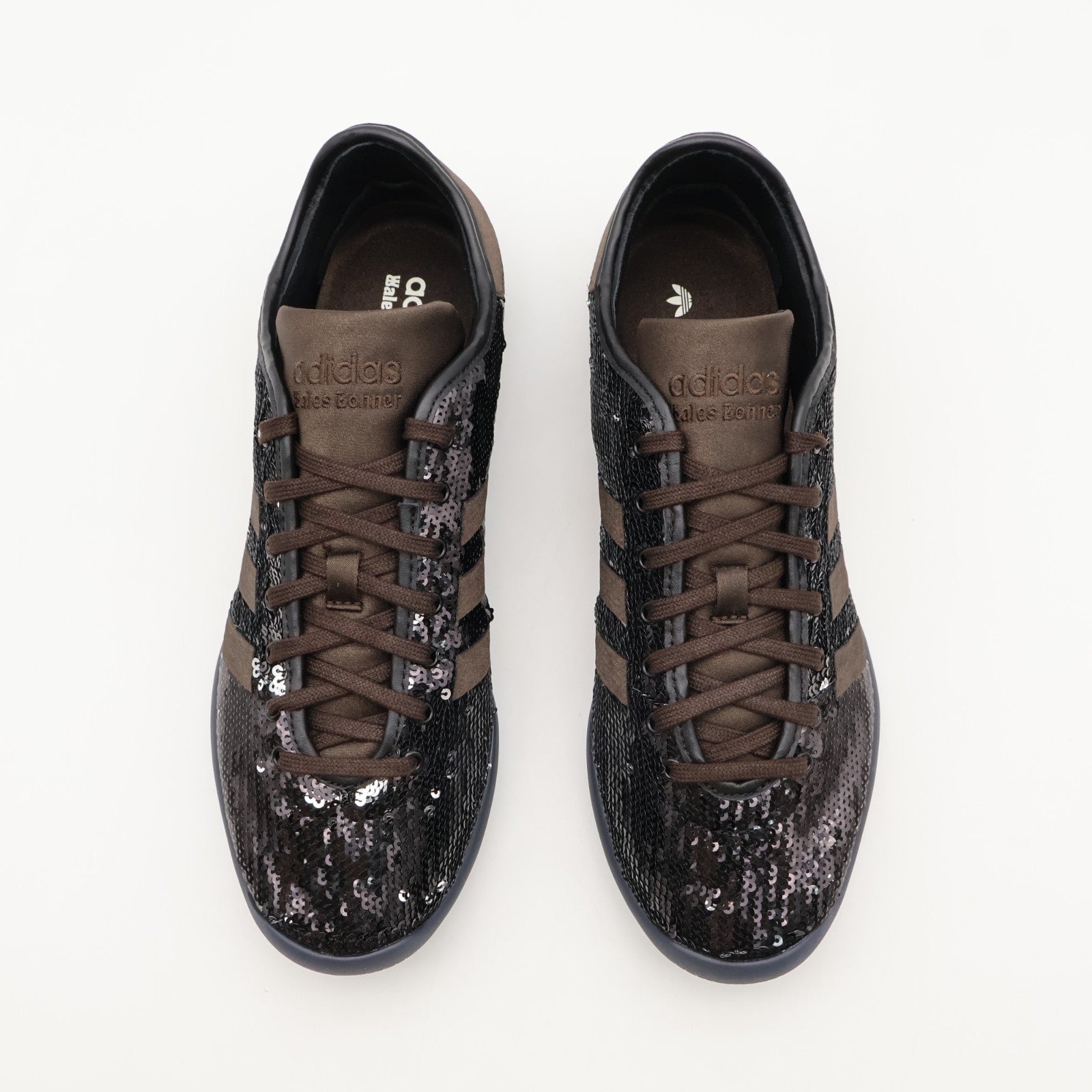 JR0259 Wales Bonner Ã adidas Originals Karintha Lo Core Black (Men's)