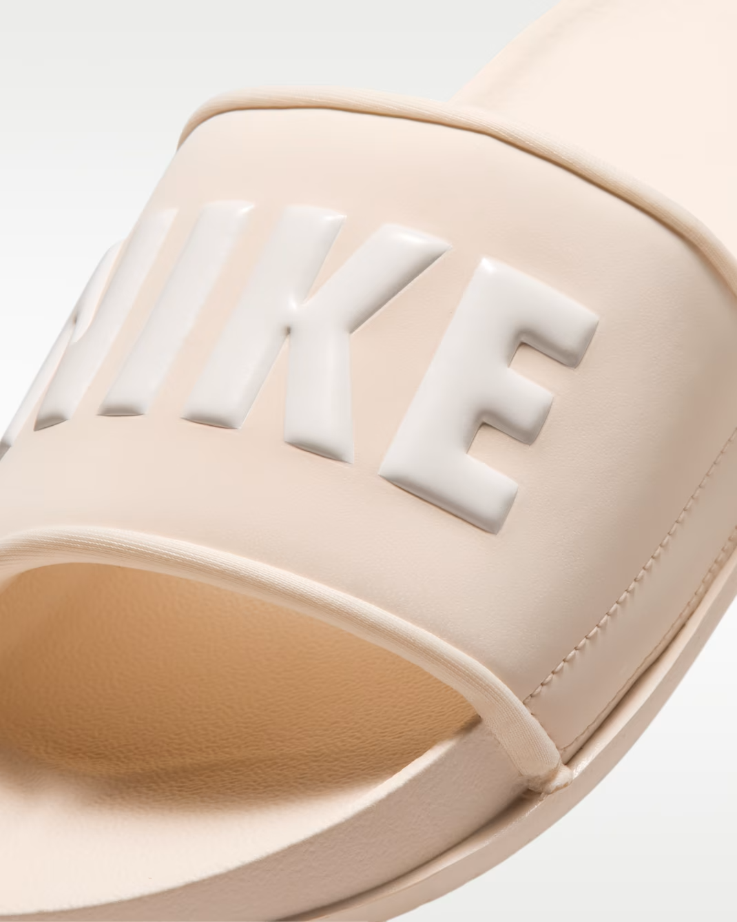 BQ4632-115 Nike Offcourt Slide Chalk White (Women's)