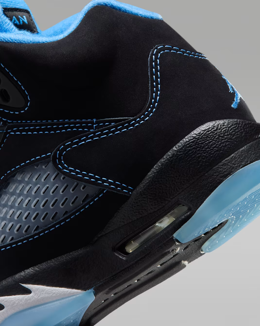 440888-008 Nike GS Air Jordan 5 "Black Carolina"