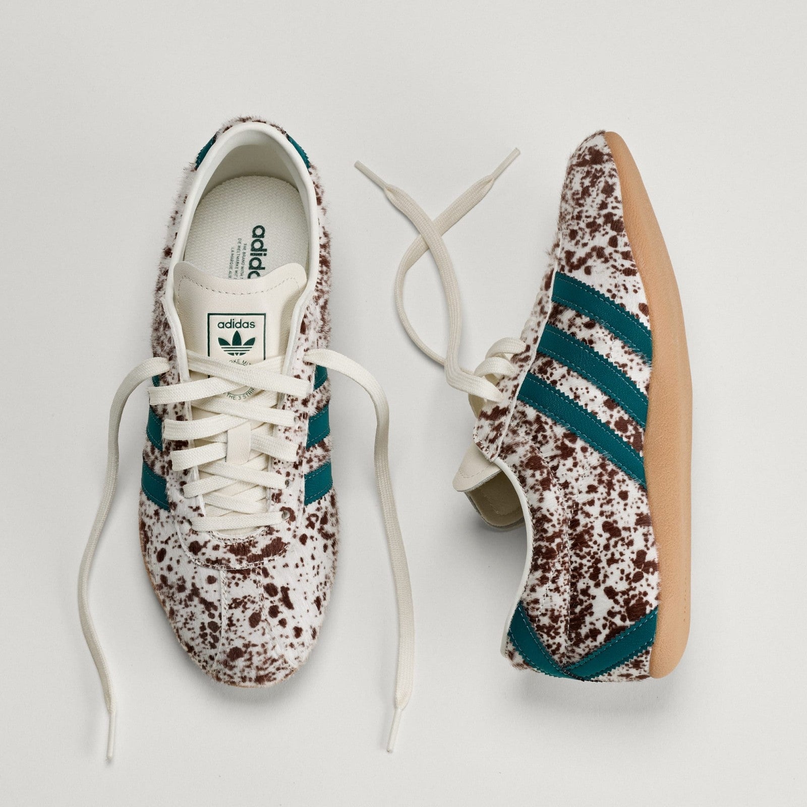 KJ7544 adidas Tokyo Off WhiteRich GreenDark Brown (Women's)