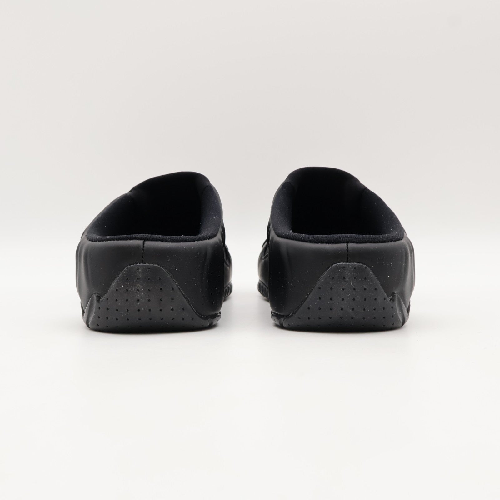 HJ4325-001 Nike Clogposite Black and Metallic Silver (Men's)