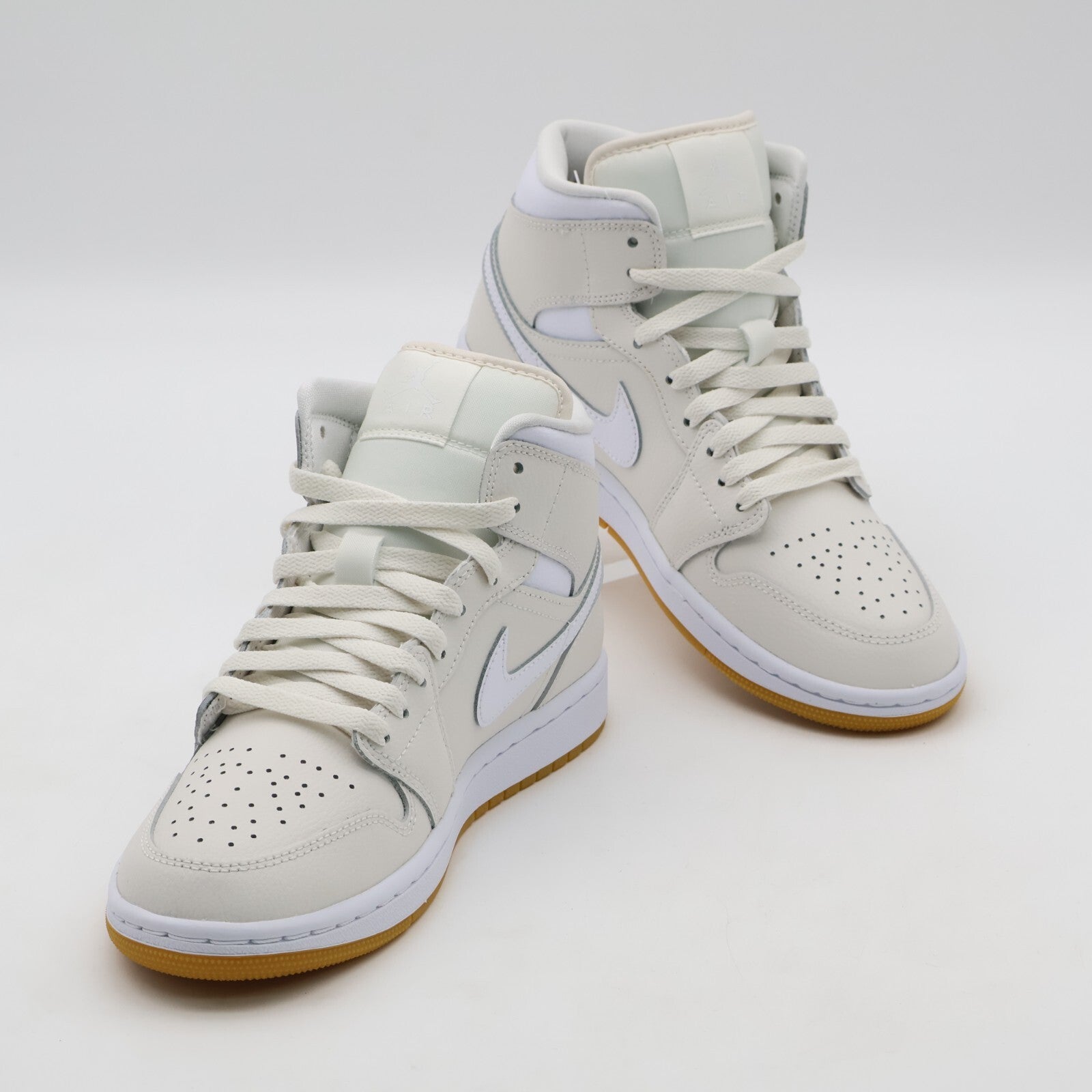 BQ6472-021 Nike Women's Air Jordan 1 Mid Phantom (Women's)