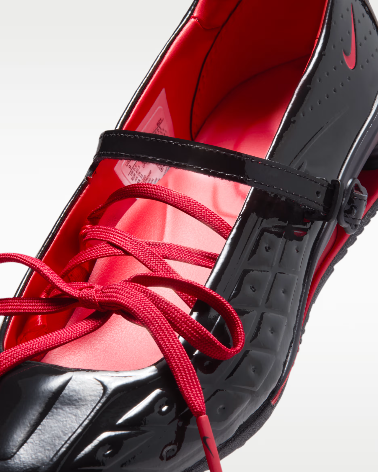 IW7881-001 LABELHOOD Ã Nike Shox Z Calistra "Black Pottery" (Women's)