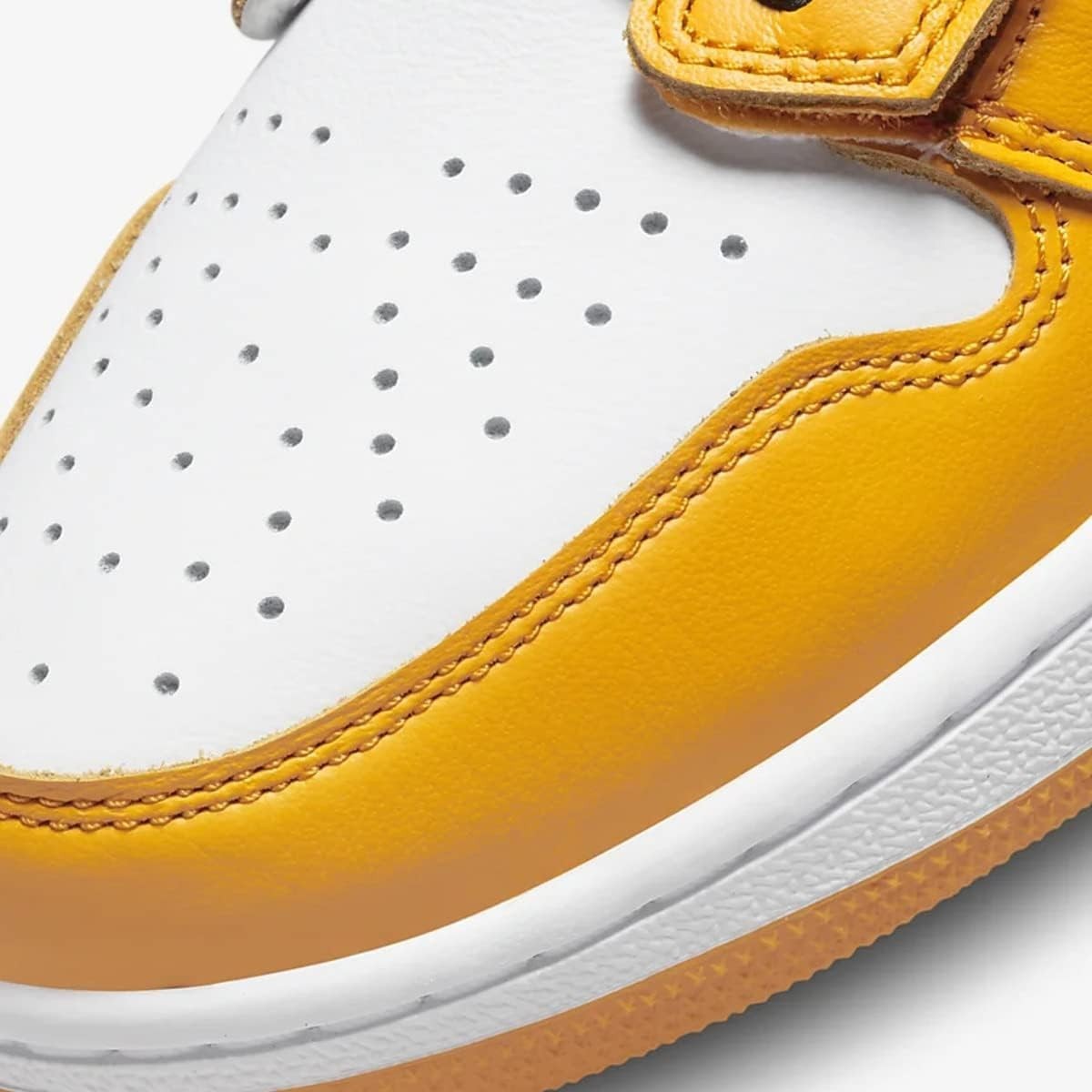 DM1206-107 DM1206-107 Nike Air Jordan 1 Low Flyease University Gold (Men's)