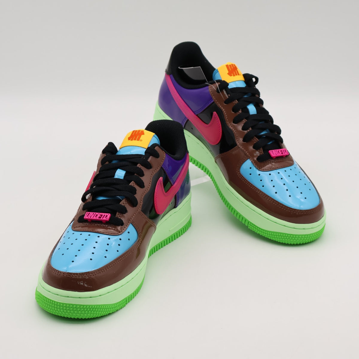 DV5255-200 Nike Air Force 1 Low SP Undefeated Multi-Patent Pink Prime