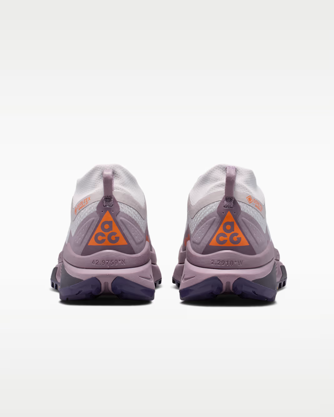 IO7933-004 Nike ACG Zegama Trail GORE-TEX Silver Lilac/Purple Dynasty (Women's)