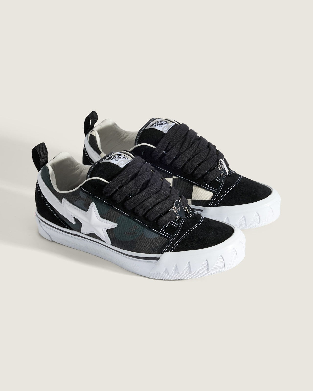 VN000Z3929B A BATHING APE Ã Vans Premium Knu Skool "Camo Black" (Men's)