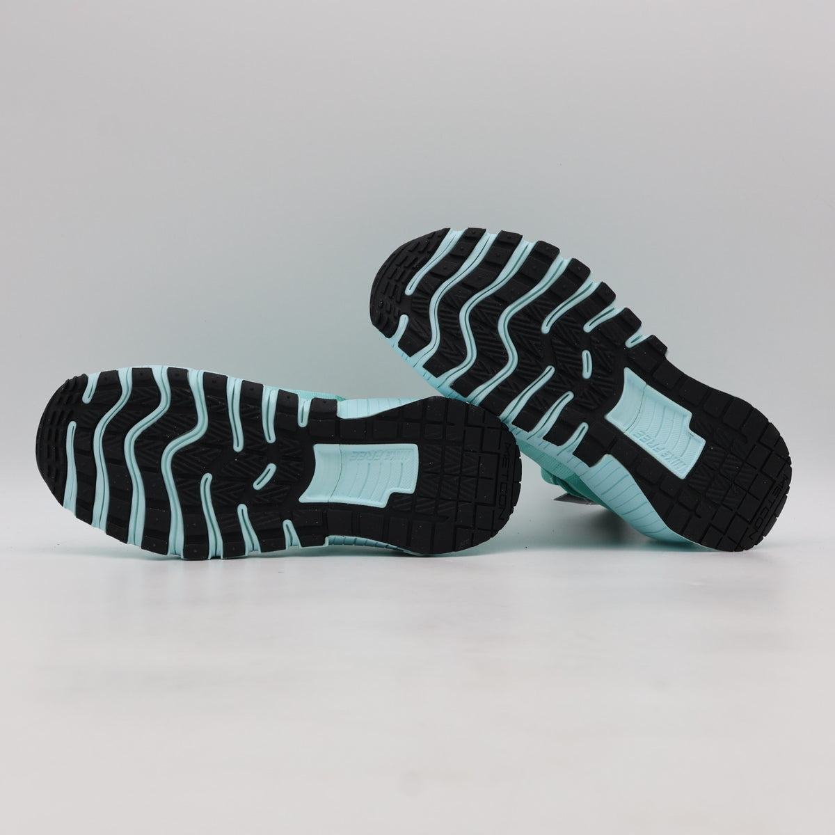 FJ7126-301 Nike Free Metcon 6 Bleached Turquoise Washed Teal Teal Tint (Women's)