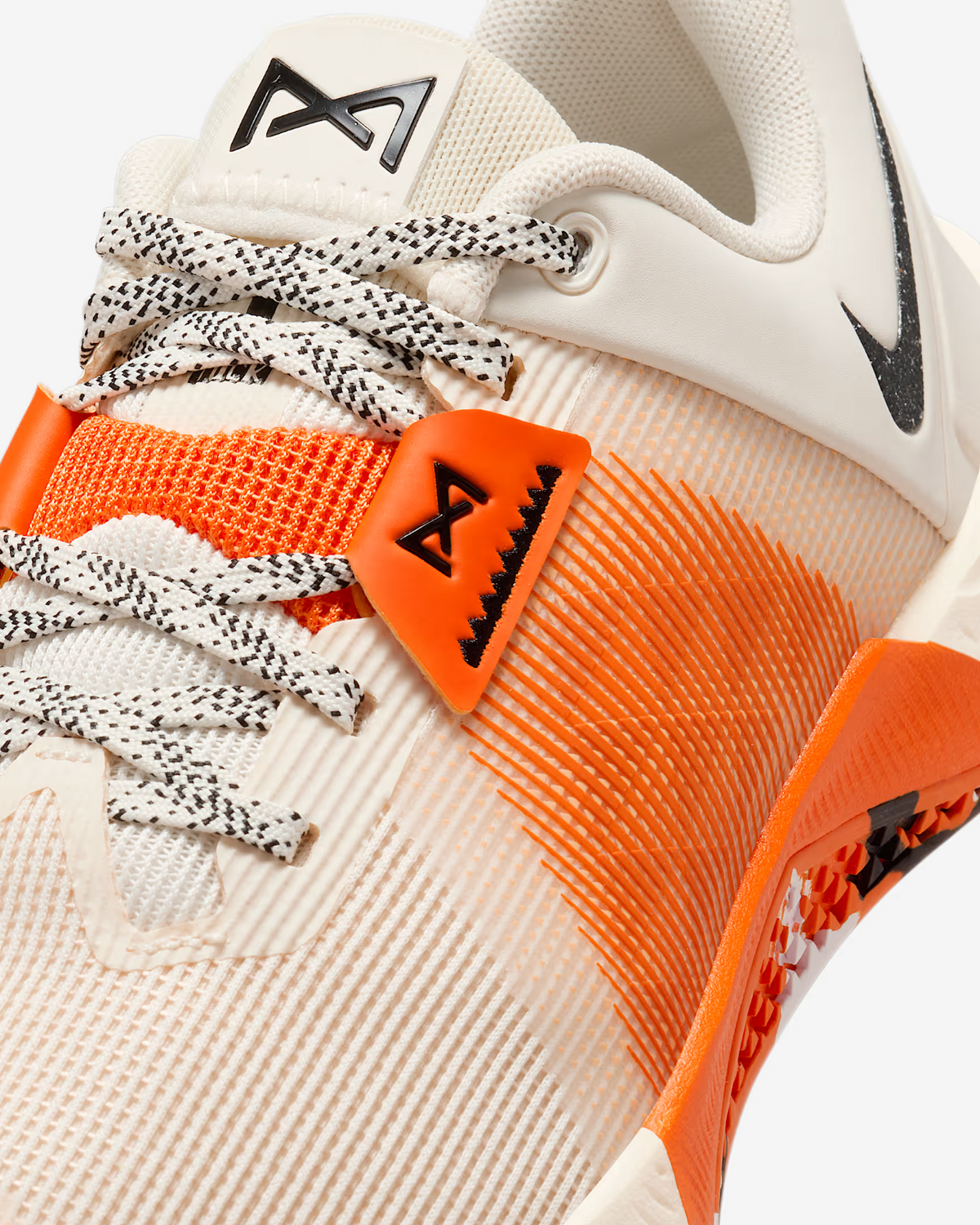 HQ2620-002 Nike Metcon 10 Soft Pearl Safety Orange Black (Women's)