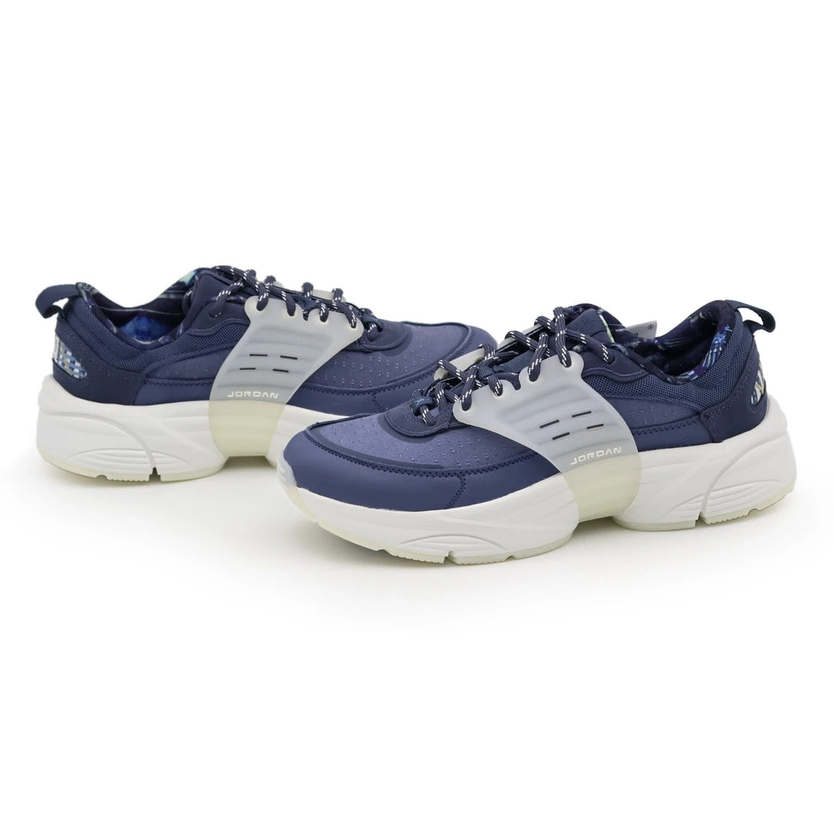 IR7254-499 Nike Jordan Trunner O/S Diffused Blue (Men's)