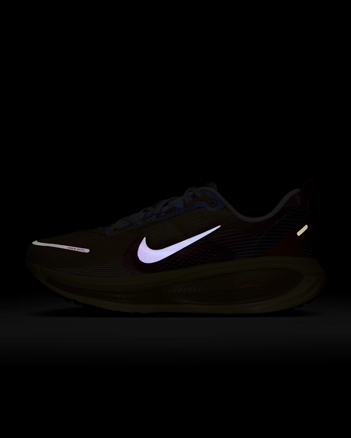 IH3576-999 Nike Vomero 18 SE Multi Color Vivid Sulfur Dark Sulfur Clear (Men's)