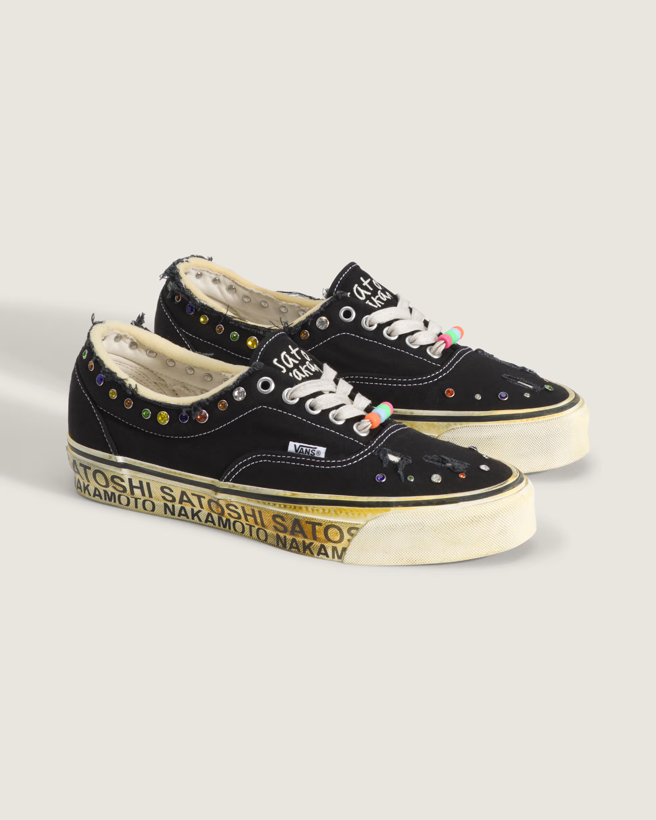 VN000EFEBLK Satoshi Nakamoto Ã OTW by Vans Era 95 Gems Round Jewel (Men's)