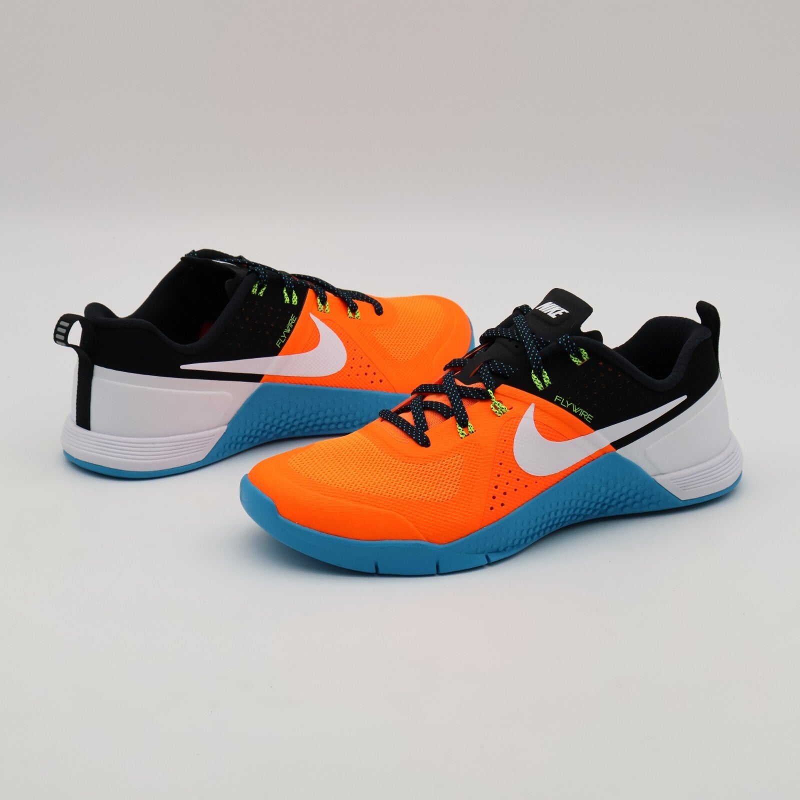 FQ1854-800 Nike Metcon 1 OG Total Orange Blue Lagoon Black White (Men's)