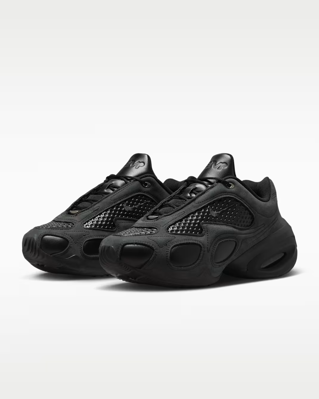 IR0145-001Â  Nike Air Max Muse SE Black/Metallic Silver (Women's)