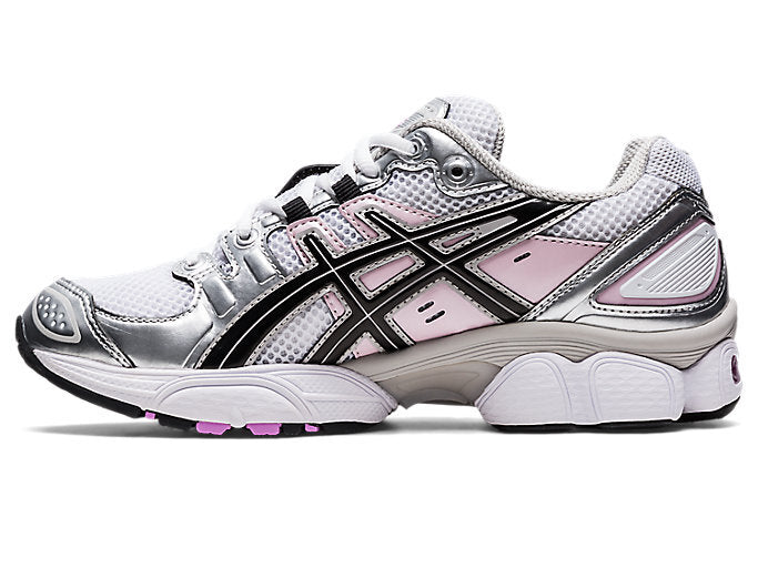 1202A278-103 Asics Women's Gel-Nimbus 9 White Black (Women's)